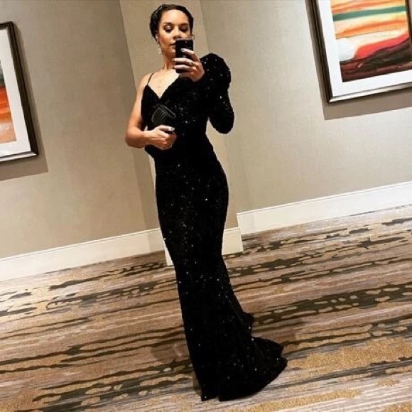 Photo Shoot Inspired Evening Gown - Picture 12 of 13